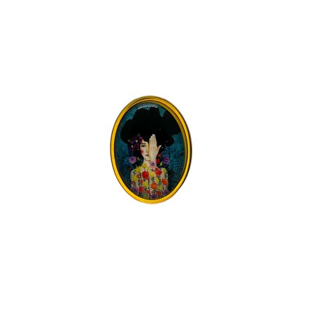 ringsteel gold hiding woman